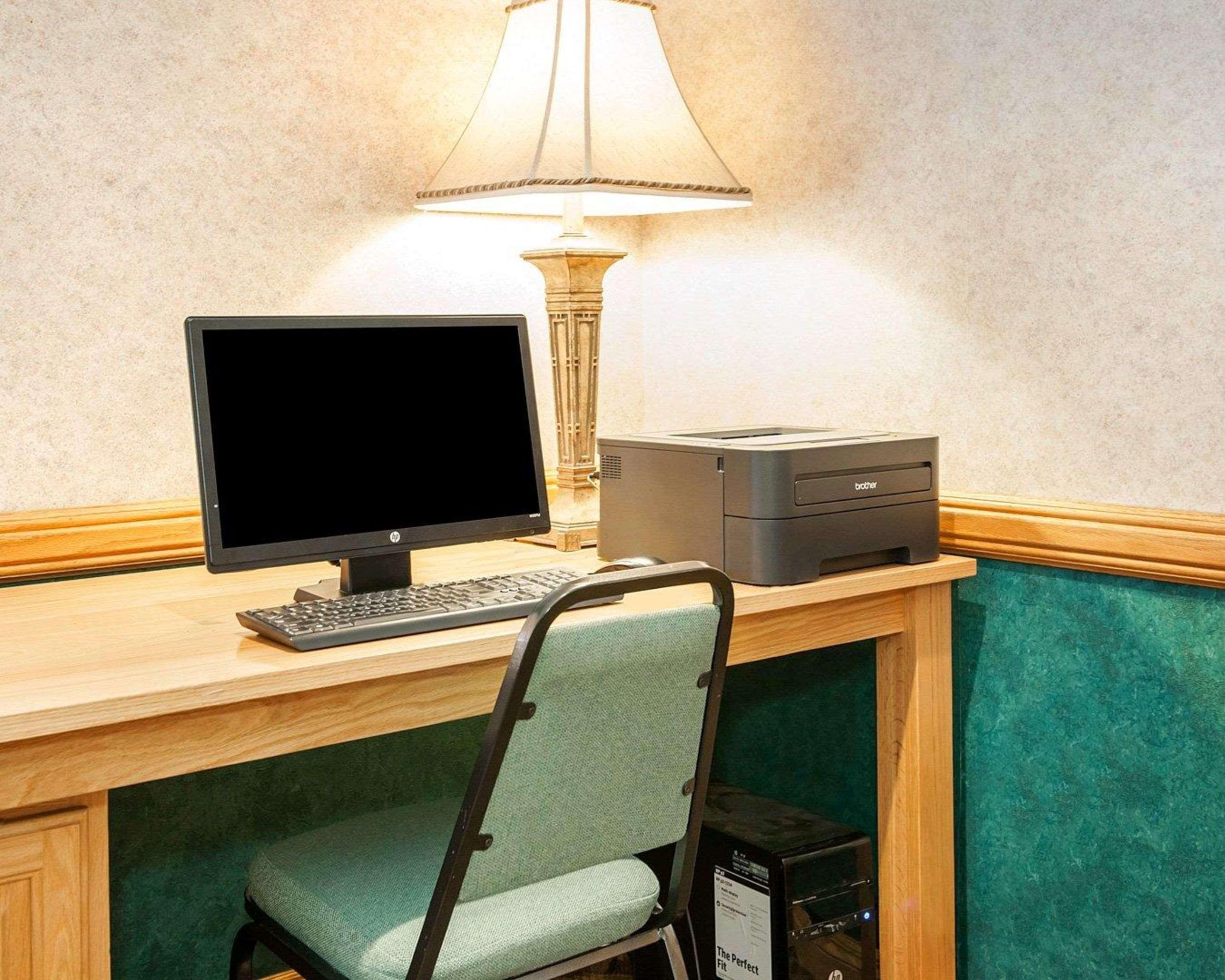 Comfort Inn Goshen Bagian luar foto