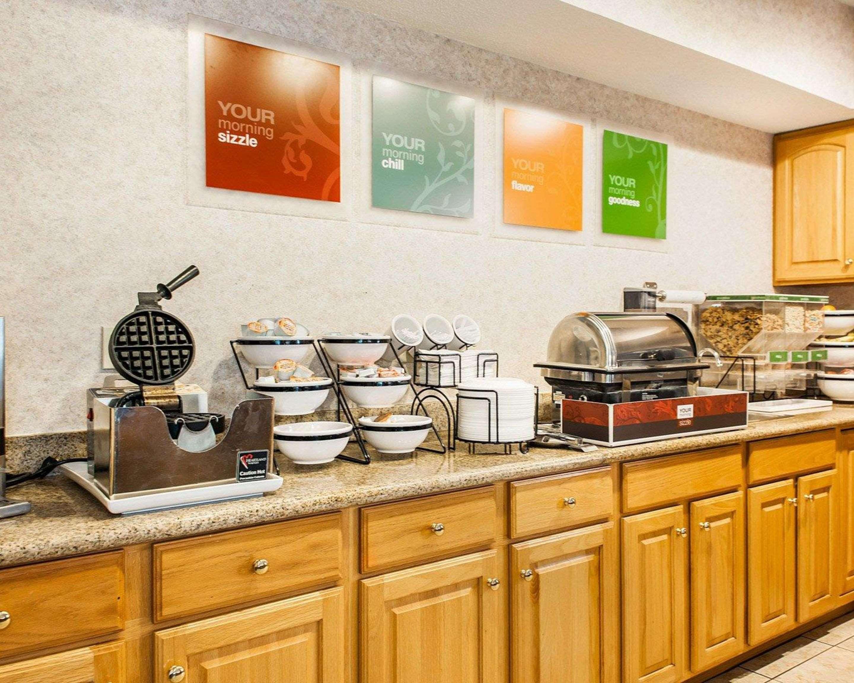 Comfort Inn Goshen Bagian luar foto